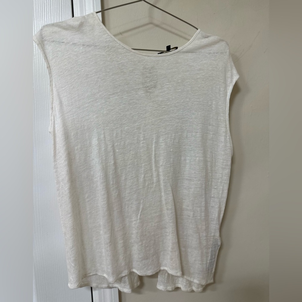 Massimo Dutti Elegant Sleeveless Top – Soft Fabric, Perfect for Layering